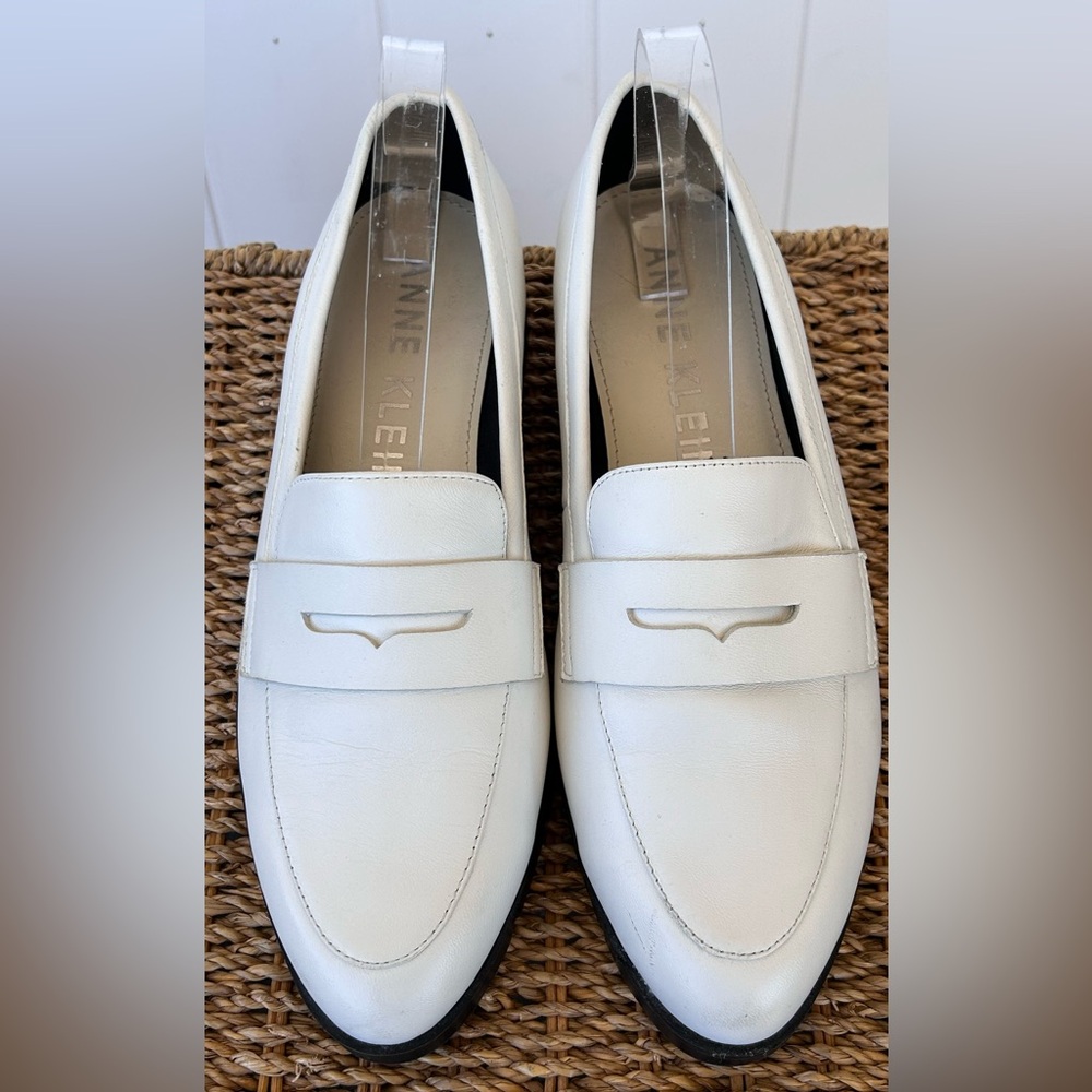 Anne Klein iflex‎ Women’s Leather Penny Loafer Slip On Pointy Toe White Size 9M